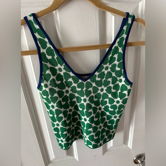 J. Crew Fitted Sweater-Tank in  Floral Jacquard - Picture 6 of 9